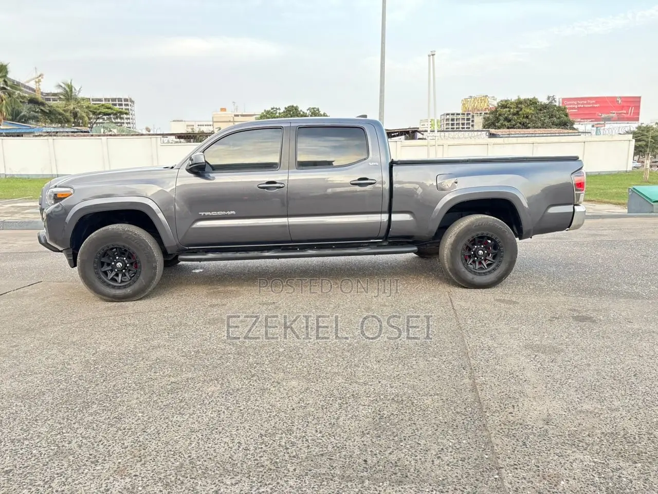 Toyota Tacoma 4dr Double Cab 2016 Gray