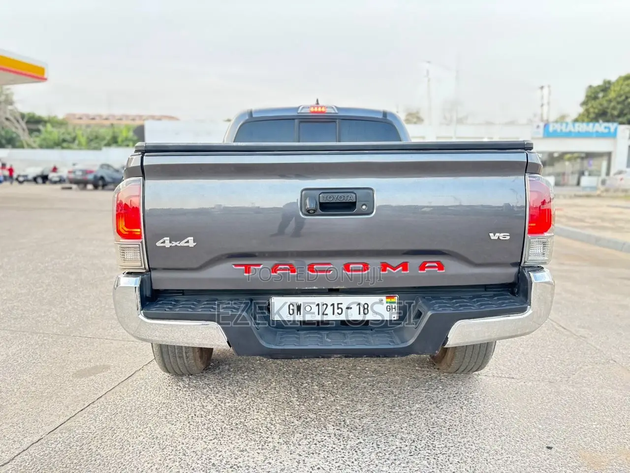 Toyota Tacoma 4dr Double Cab 2016 Gray
