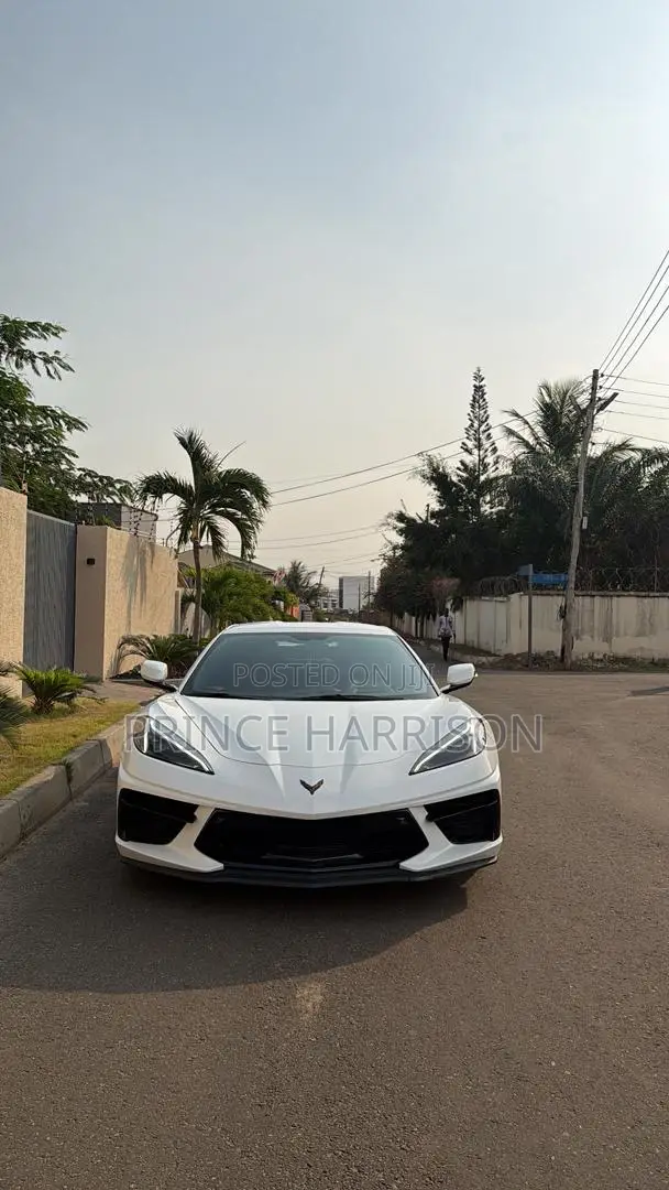 Chevrolet Corvette 2022 White