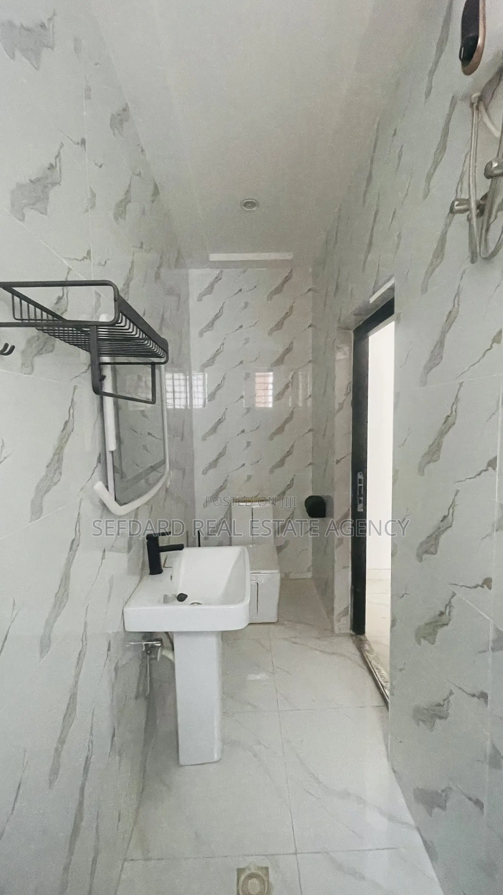 3bdrm House in East Legon for sale