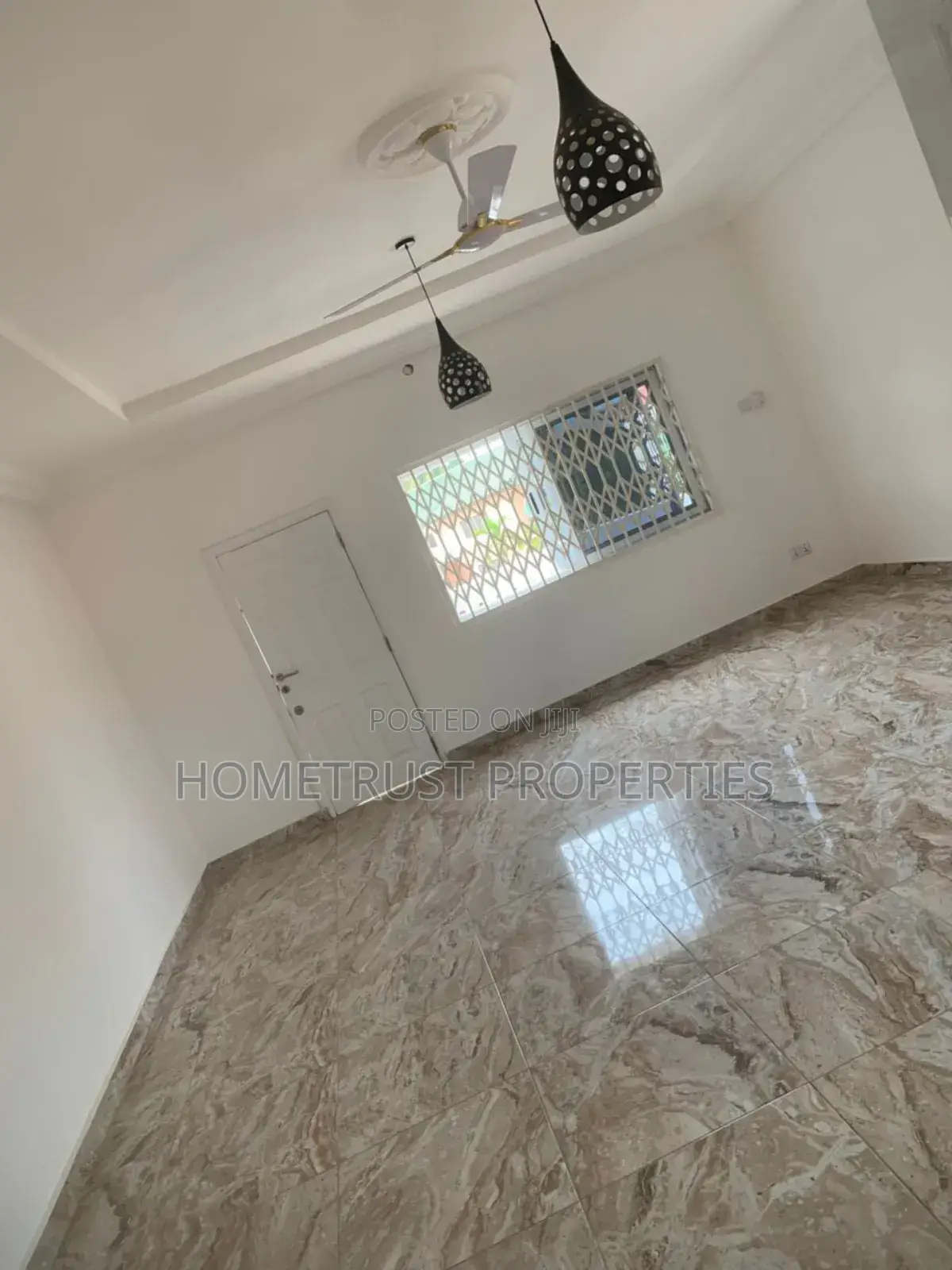 4bdrm Duplex in Hometrust Properties, North Legon for rent
