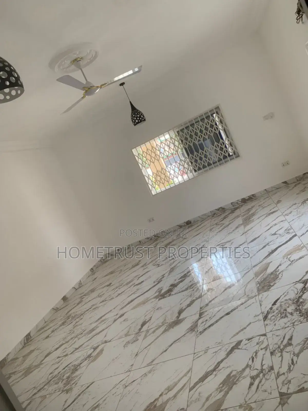 4bdrm Duplex in Hometrust Properties, North Legon for rent