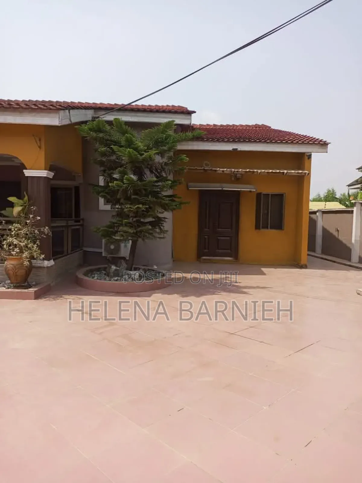 3bdrm Apartment in Helena Estate Agency, Amasaman for rent