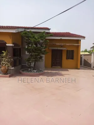 3bdrm Apartment in Helena Estate Agency, Amasaman for rent