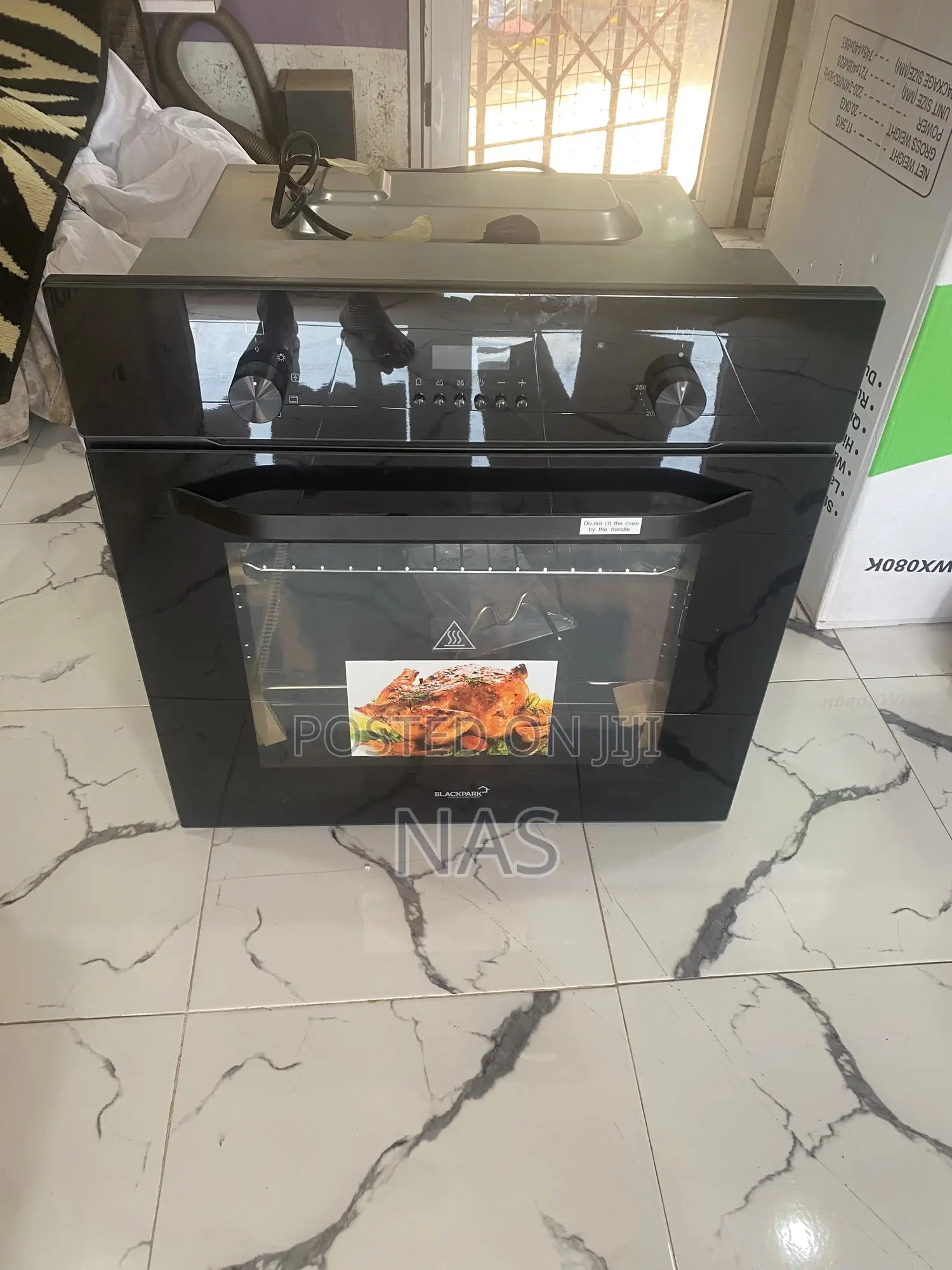 2200w 30kg Multi Purpose Blackpact Built in Oven