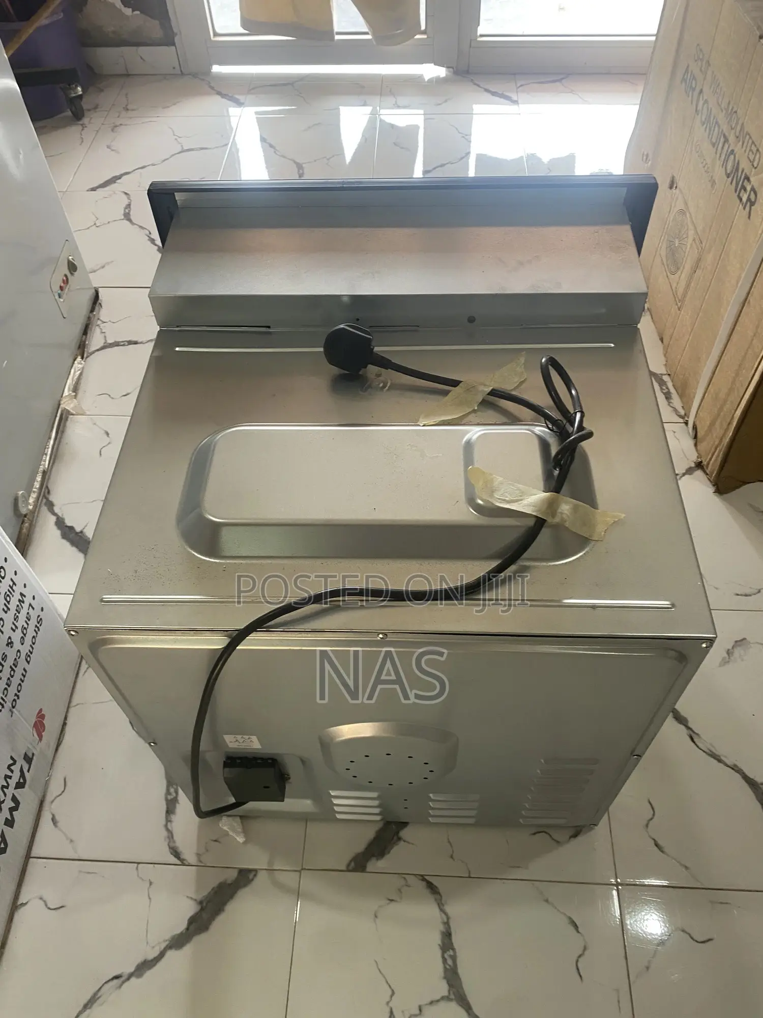 2200w 30kg Multi Purpose Blackpact Built in Oven