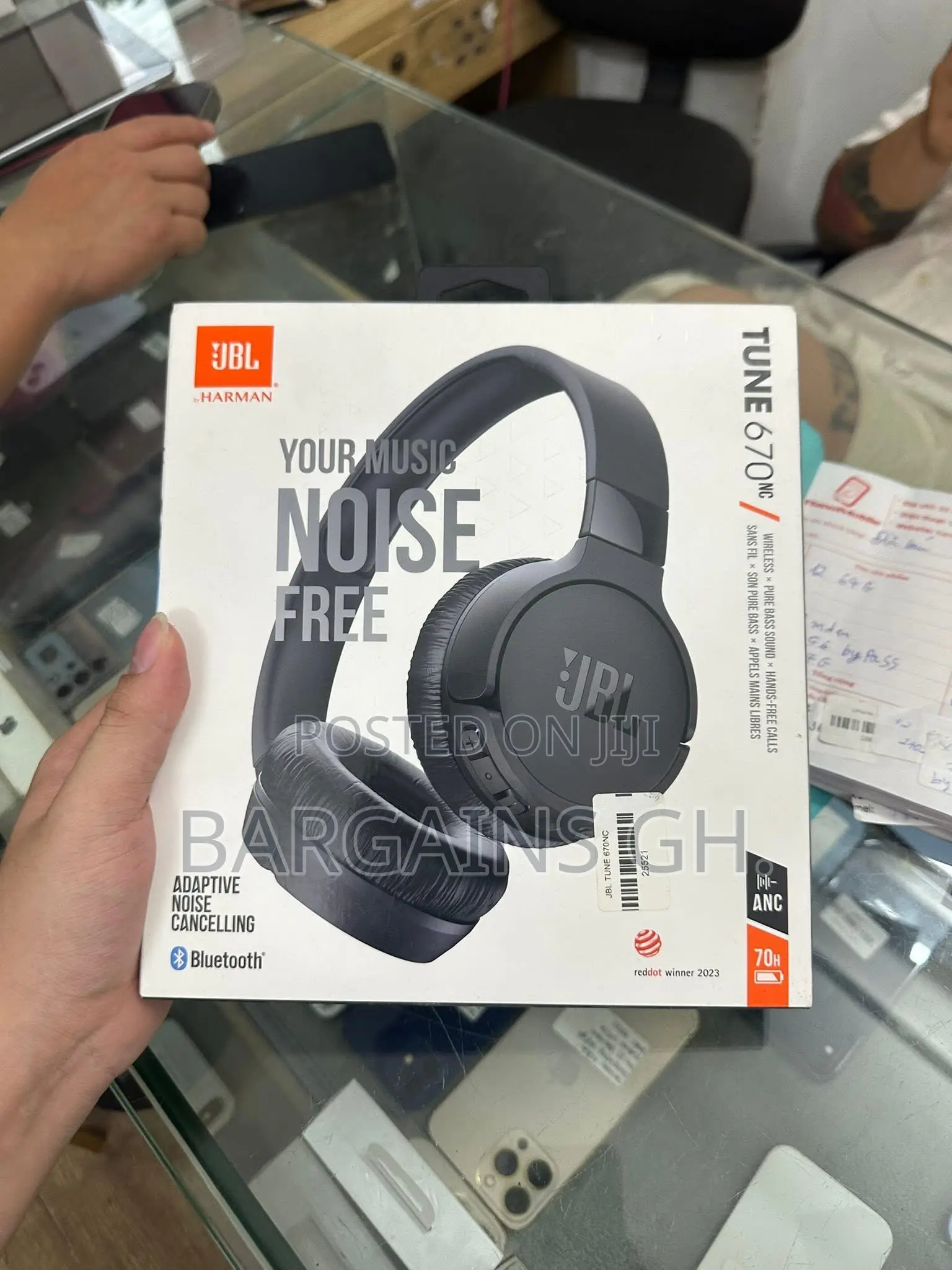 JBL Tune 670 Nc Noise Canceling Headphone