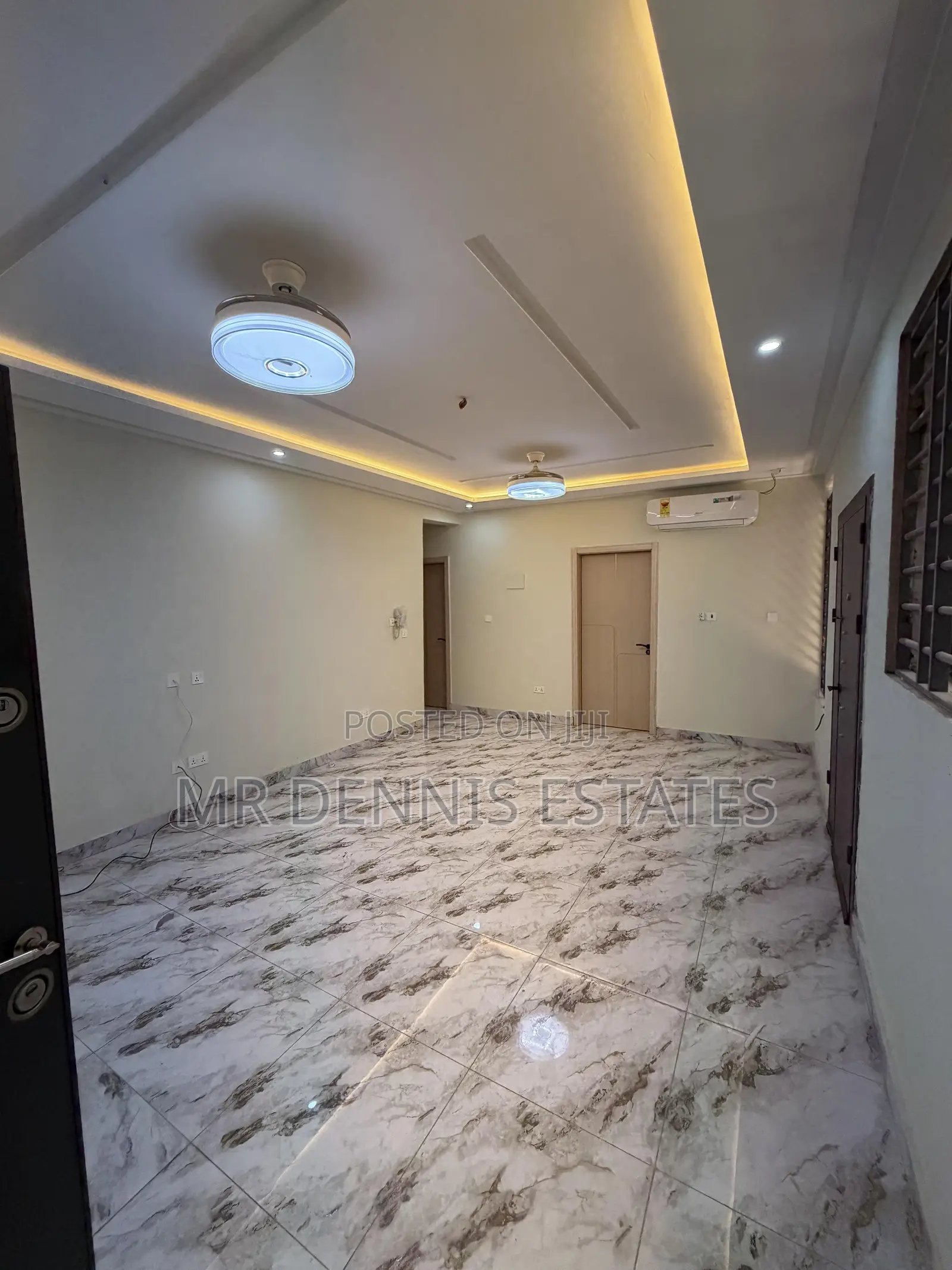 2bdrm Apartment in Dansoman, Round About for rent