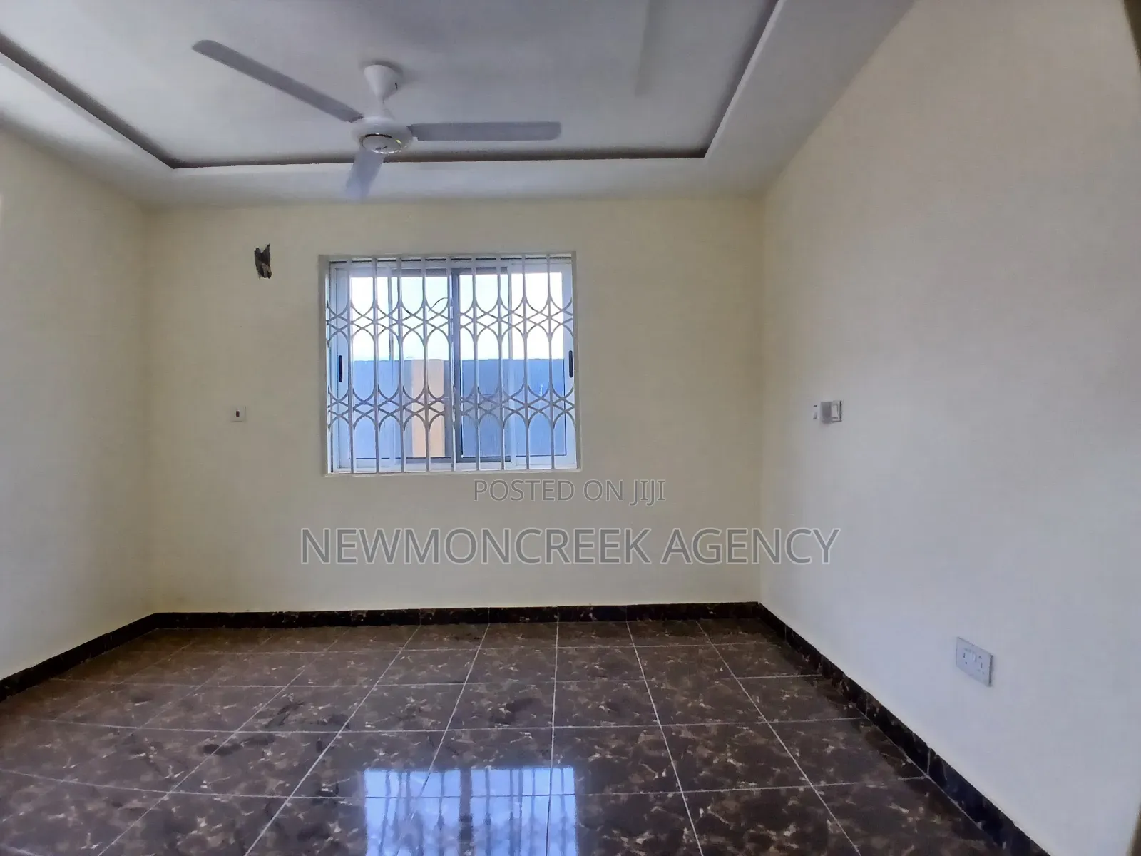 2bdrm Apartment in Ayi Mensah Shopping for rent