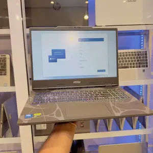 New Laptop MSI Cyborg 15 32GB Intel Core 7 SSD 1T