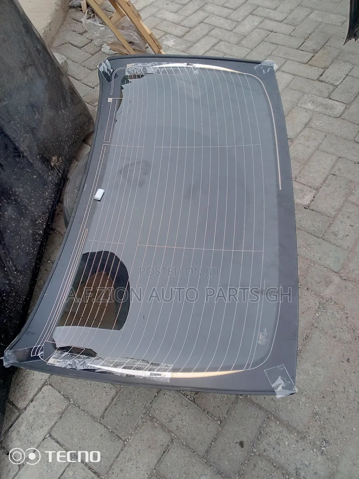 Original Back Glass for Toyota Camry 2018 and All Types Available