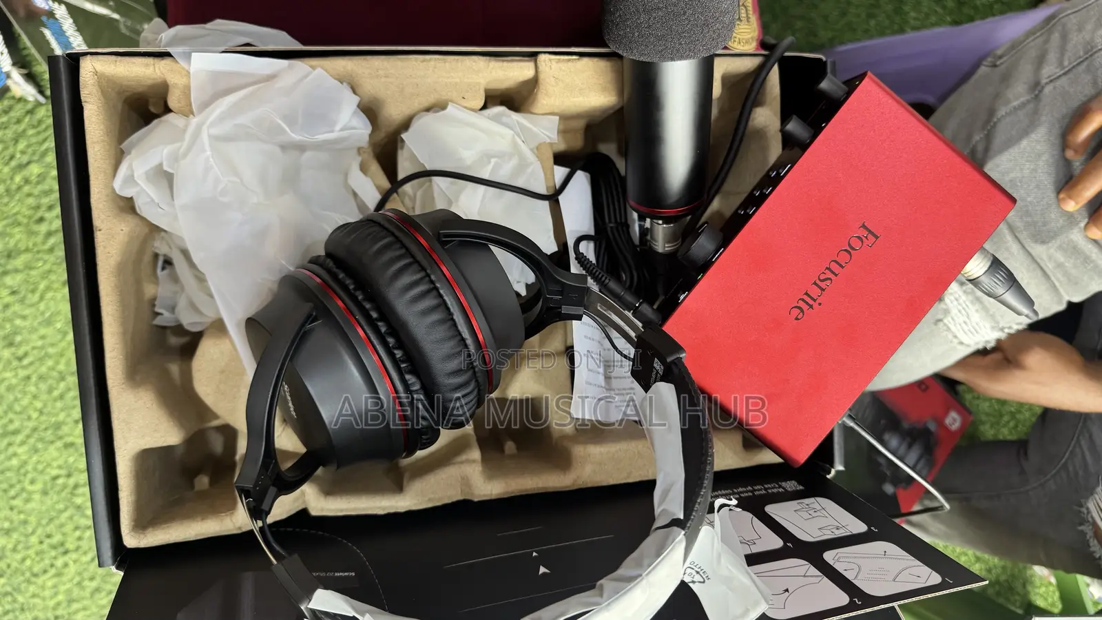 Focusrite Scarlett 2i2 Studio Set