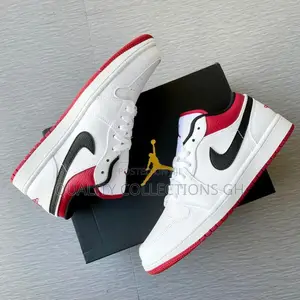 Air Jordan 1 Chicago White Red