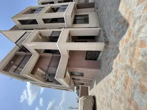 2bdrm Apartment in Miracle Properties, Lake Side Estate for rent