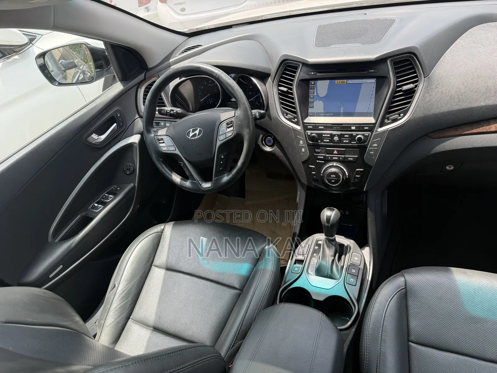 Hyundai Santa Fe Limited Ultimate AWD 2018 White