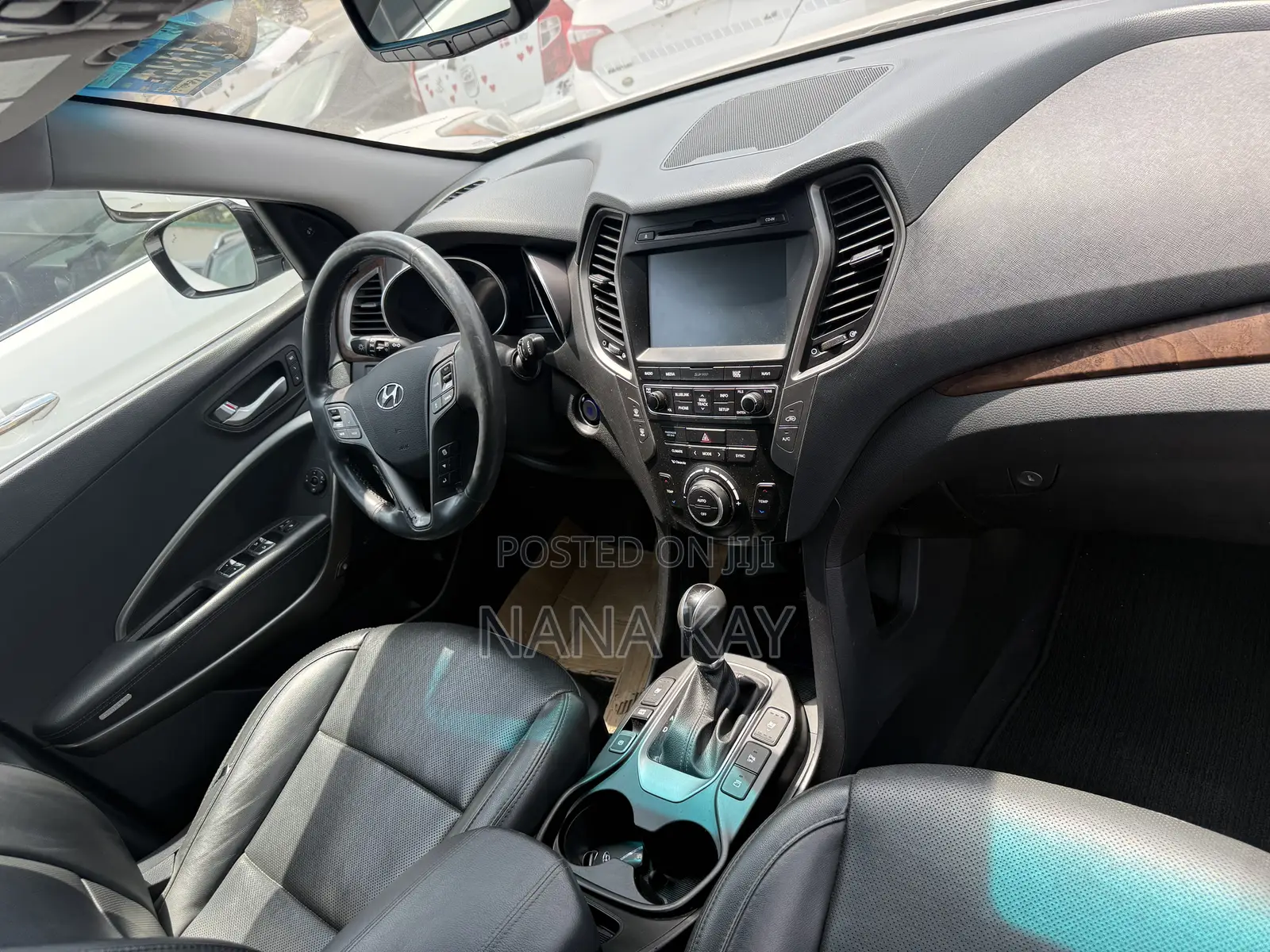 Hyundai Santa Fe Limited Ultimate AWD 2018 White