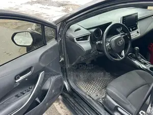Toyota Corolla XSE (1.8L 4cyl 2A) 2019 Blue