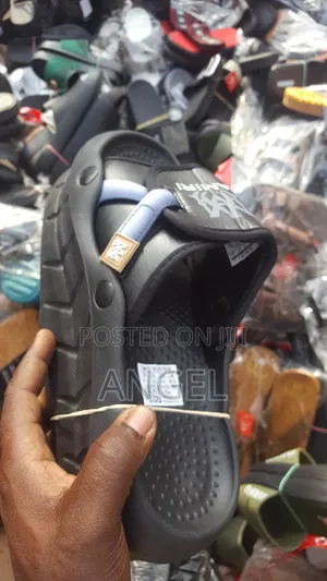 New Men Slippers
