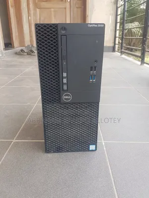 Desktop Computer Dell OptiPlex 3050 4GB Intel Core i3 HDD 500GB