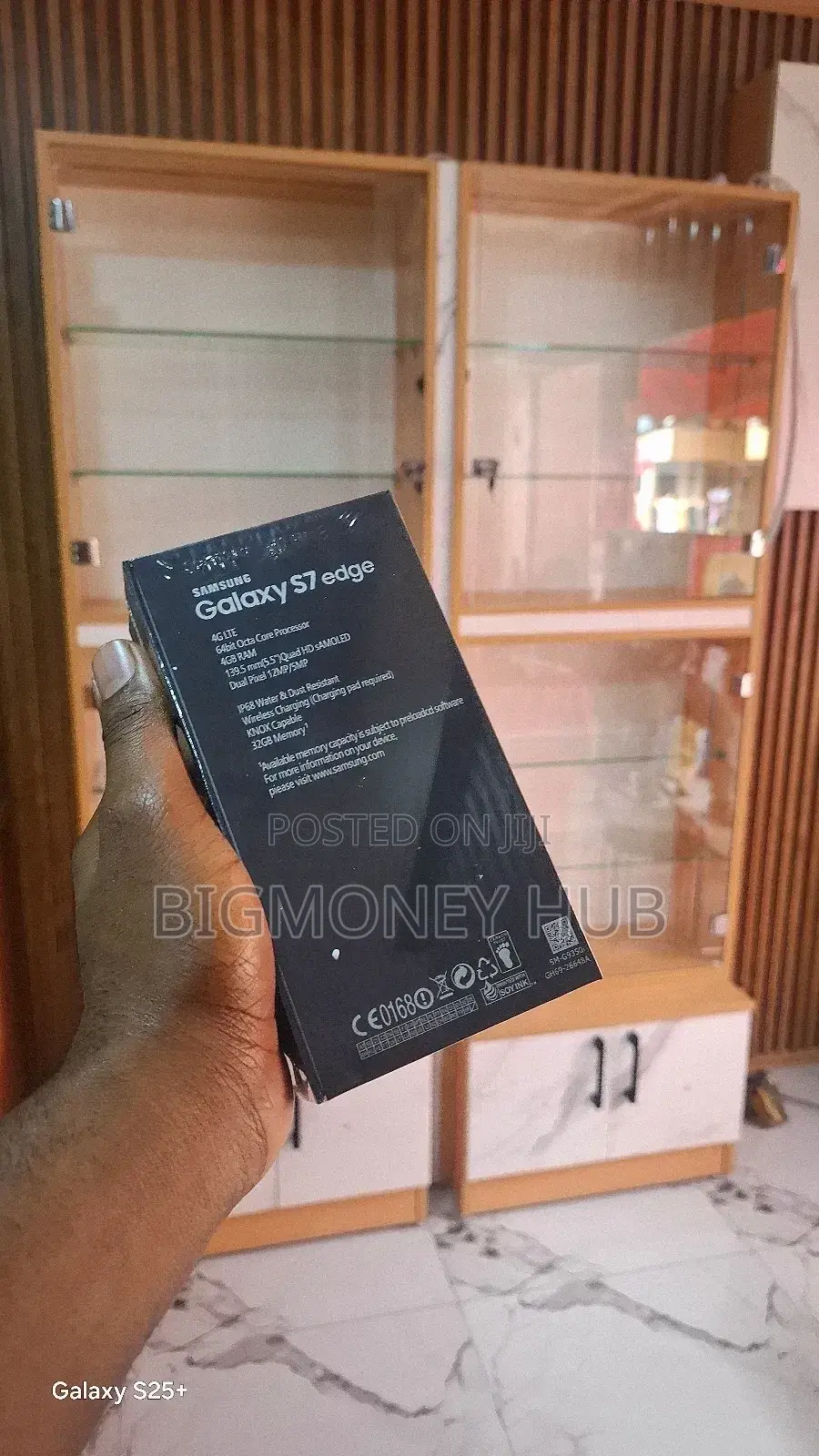 New Samsung Galaxy S7 edge 128 GB Black