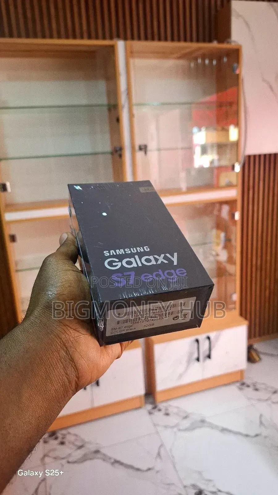 New Samsung Galaxy S7 edge 128 GB Black