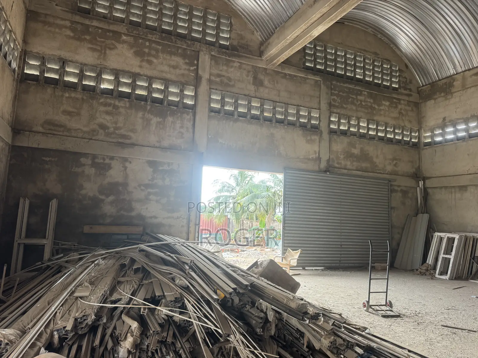 500 SQM Warehouse for Rent at Pokuase