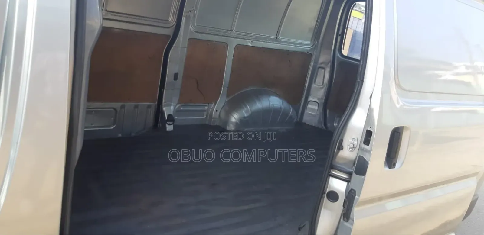 Toyota HiAce 2012 Grey