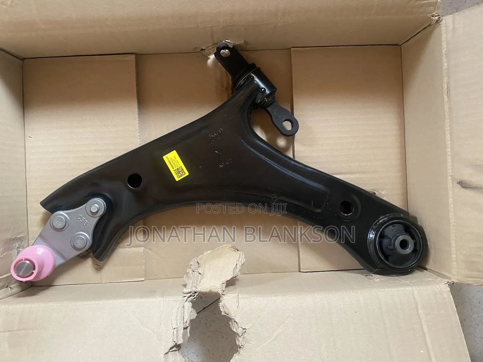 Front Lower Left Control Arm Hyundai Santa Fe