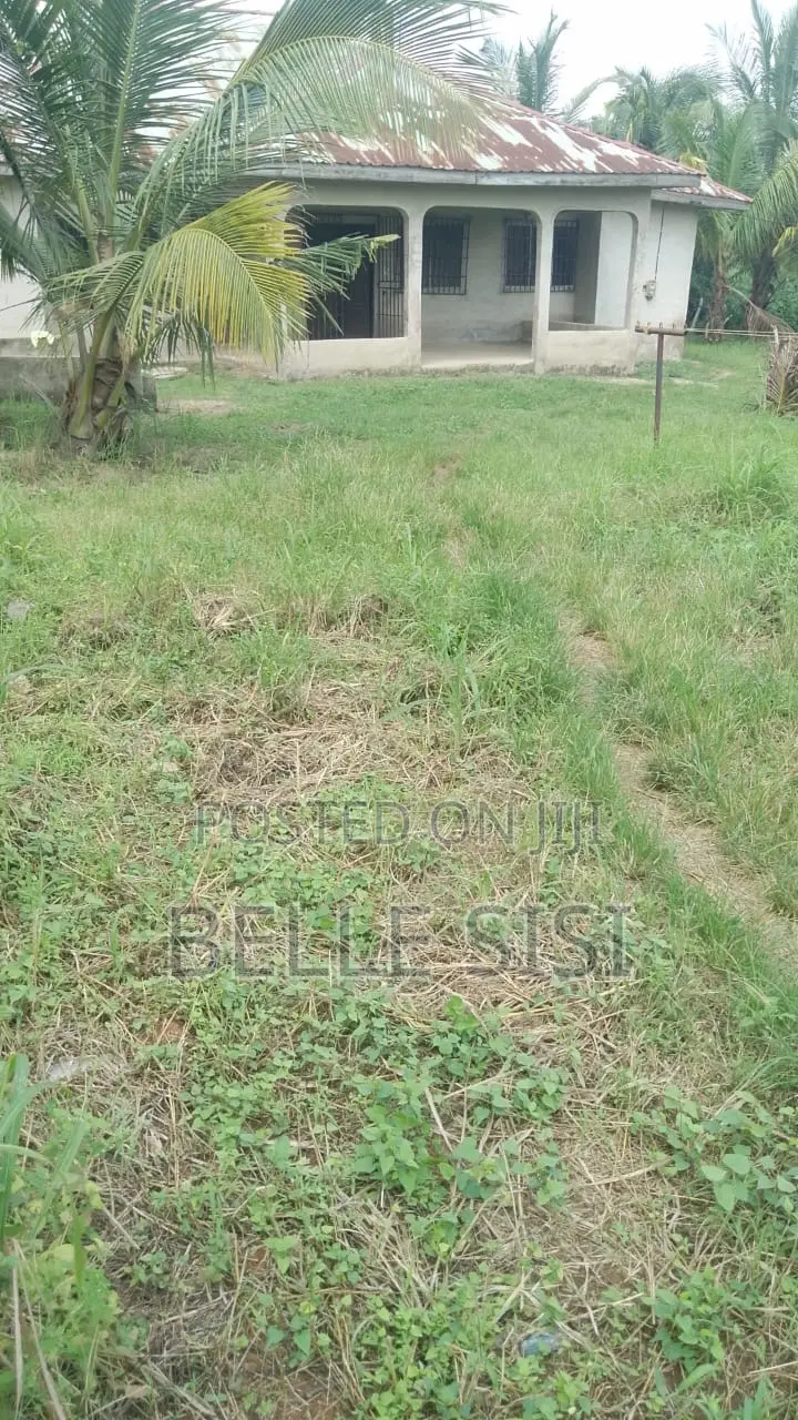 4bdrm House in Pantoase, New-Juaben Municipal for sale