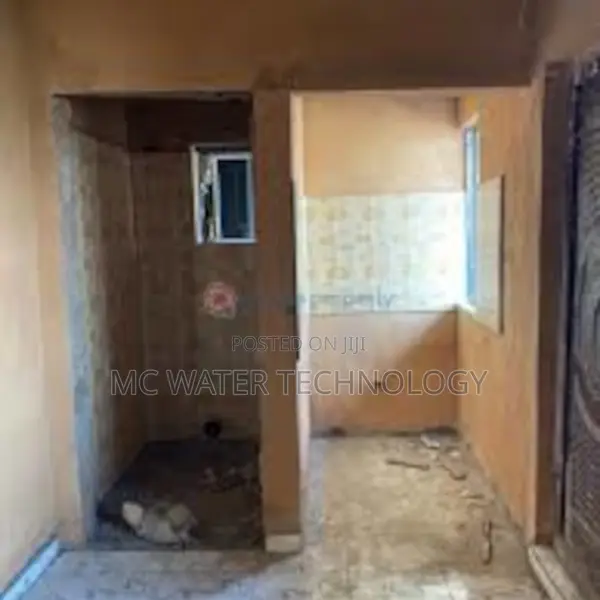 1bdrm Self Contain,Toilet and Bath Inside
