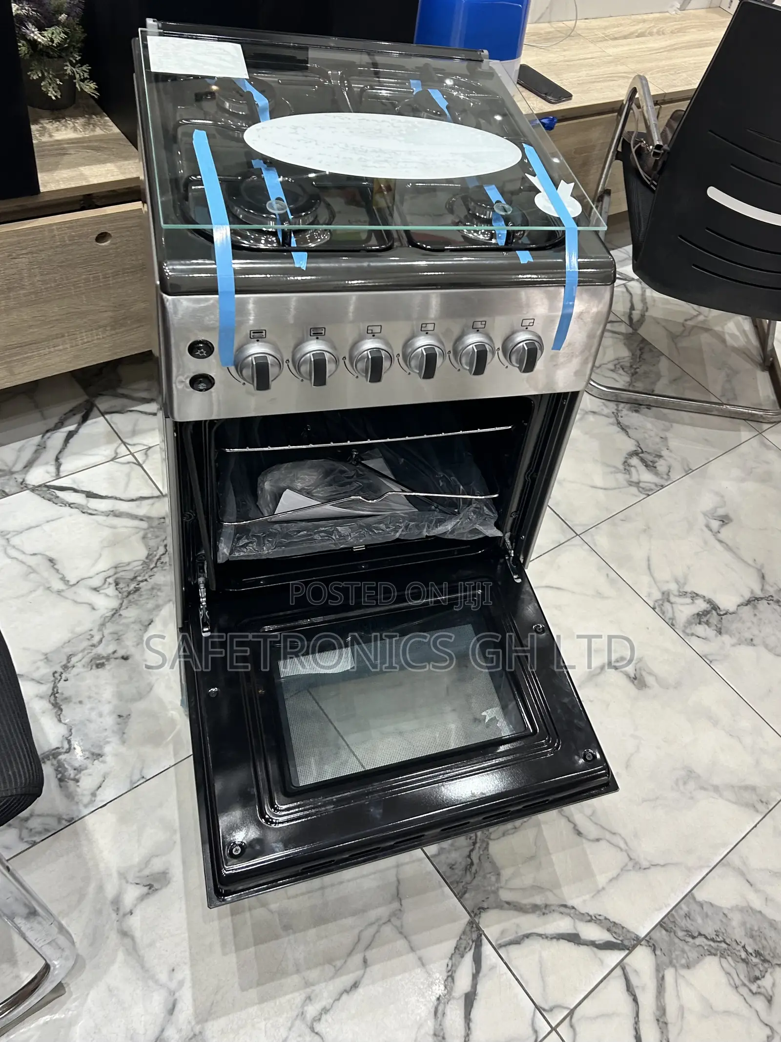 Fresh Sealed in Box 60x60 4 Gas Glass Lid Ferre Grey Oven With Grill