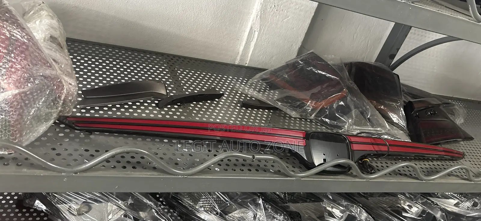 Honda CRV 2017,2018,2019,2020, Boot Led Chrome Available