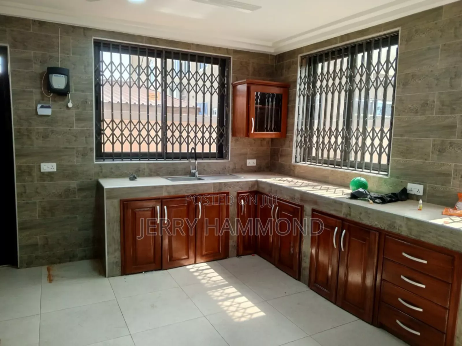 2bdrm House in Tseaddo East Airport for rent