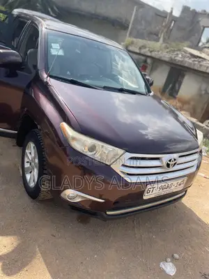 Toyota Highlander 3.5L 4WD 2013 Black