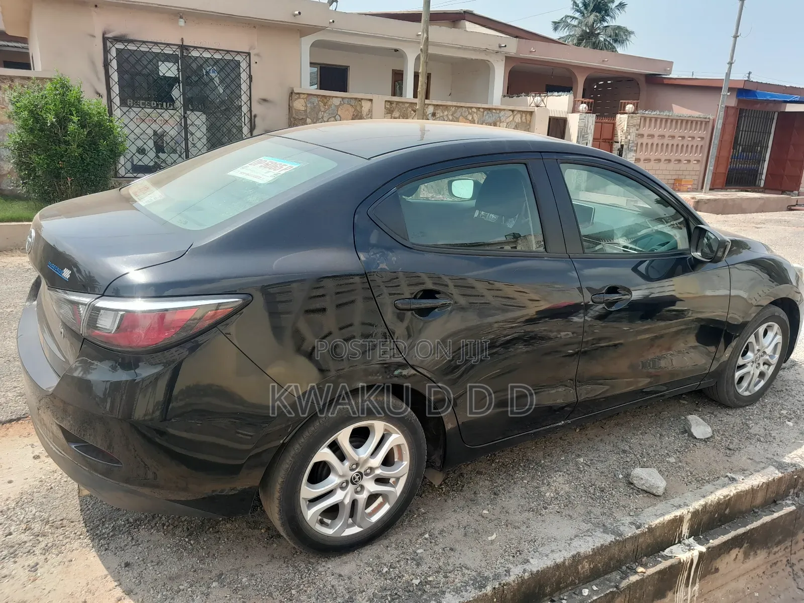 Scion iA Base 2016 Black