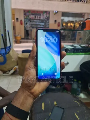 Apple iPhone 11 64 GB Red