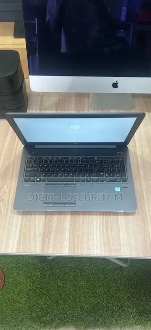 Laptop HP ZBook 15 G4 8GB Intel Core i7 SSD 512GB