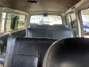 Toyota HiAce 2008 White