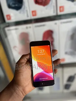Apple iPhone 6s 64 GB Gray