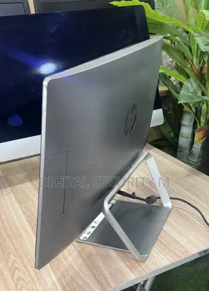 Desktop Computer HP Pavilion 24 8GB Intel Core i5 HDD 500GB