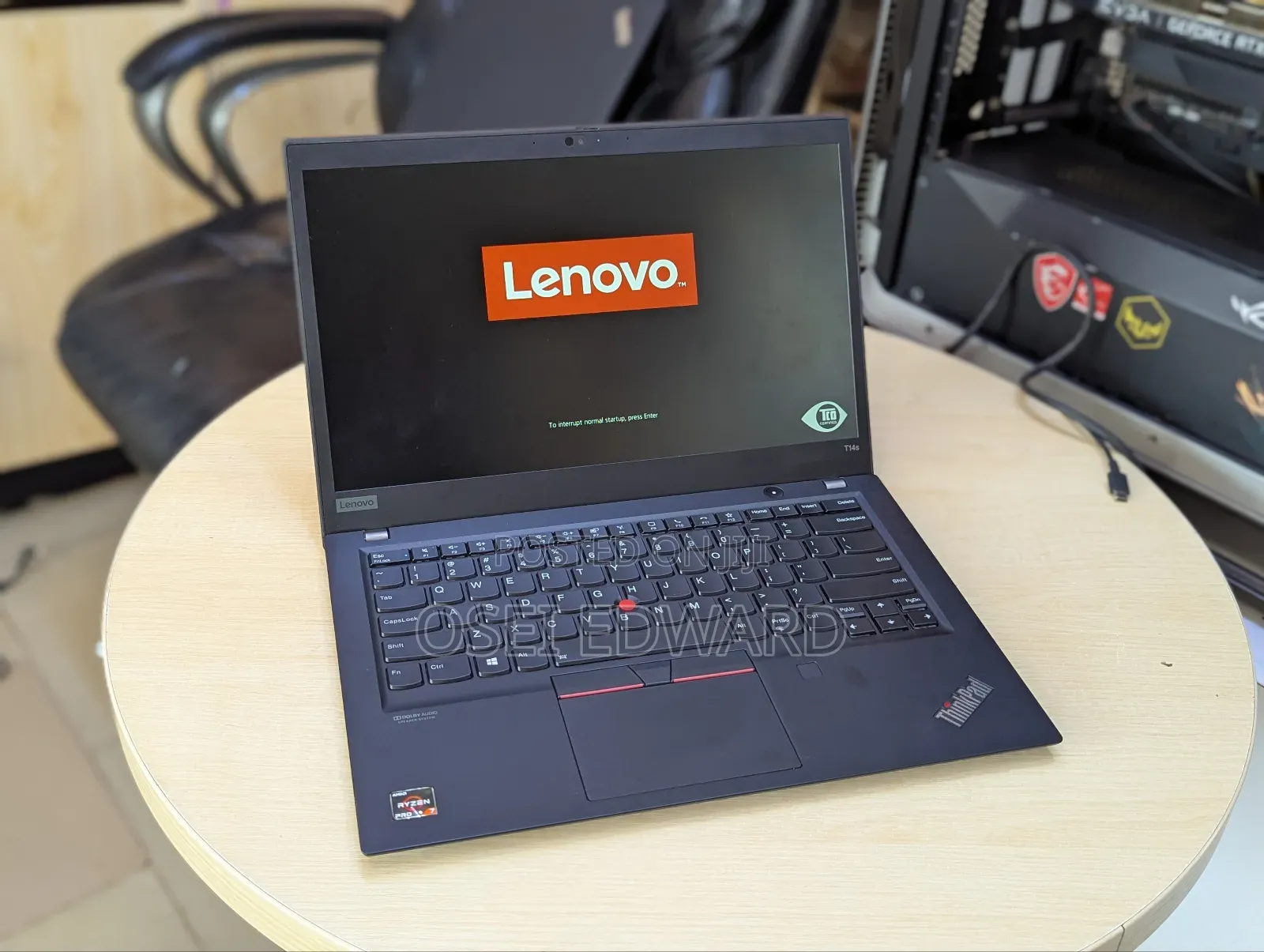 Laptop Lenovo Thinkpad T14s Gen 2 16GB Intel Core i7 SSD 512GB