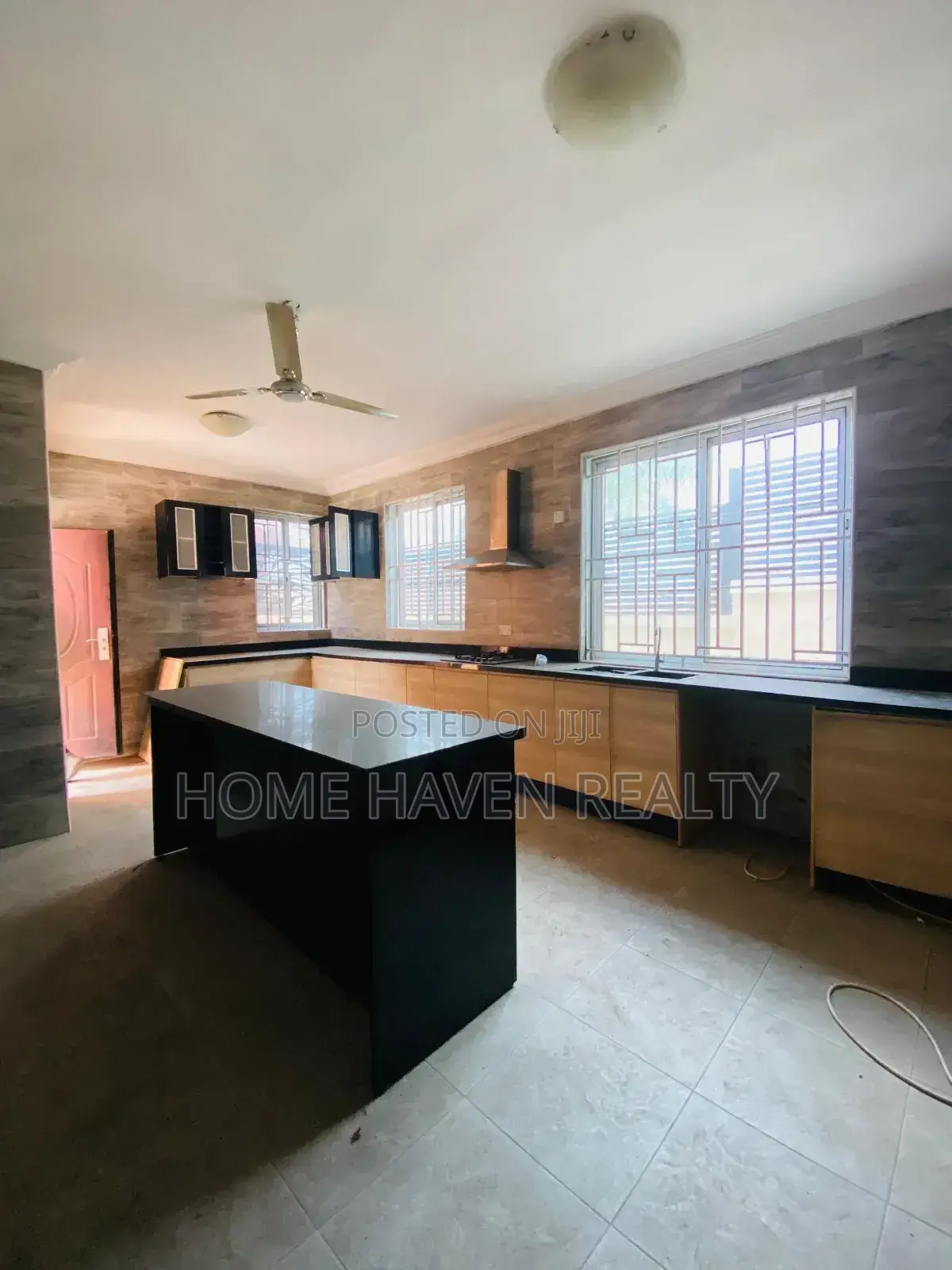 4bdrm House in Achimota Golf Hills, School Area for rent