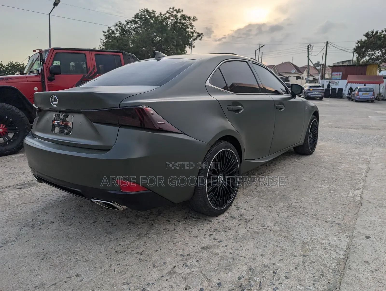 Lexus IS 300h 4WD 2017 Green