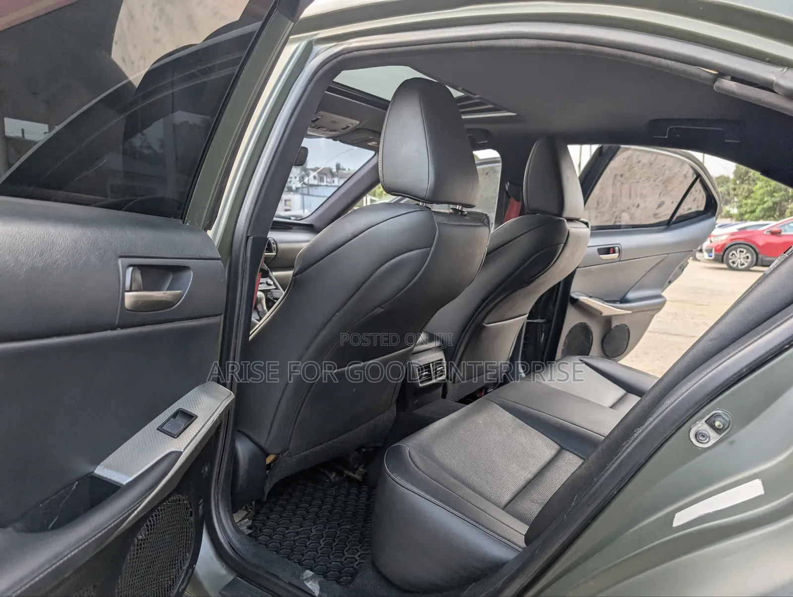 Lexus IS 300h 4WD 2017 Green