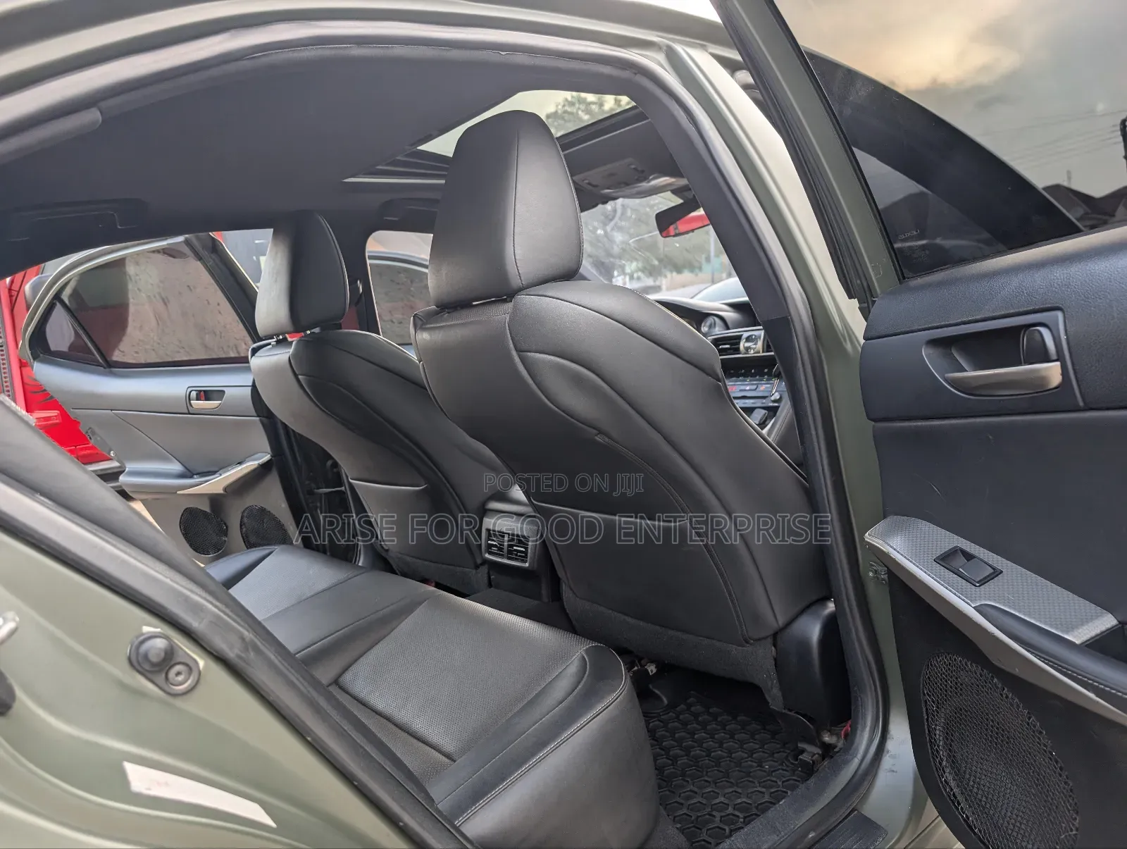 Lexus IS 300h 4WD 2017 Green