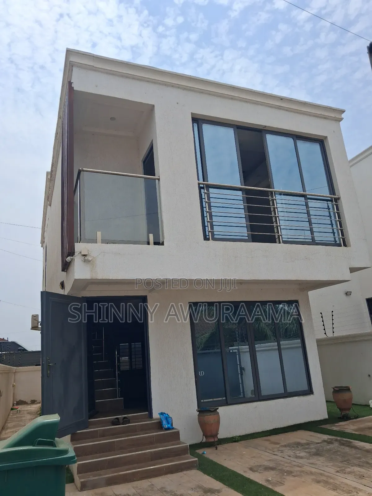 3bdrm House in Ashaley Botwe, School Junction for rent