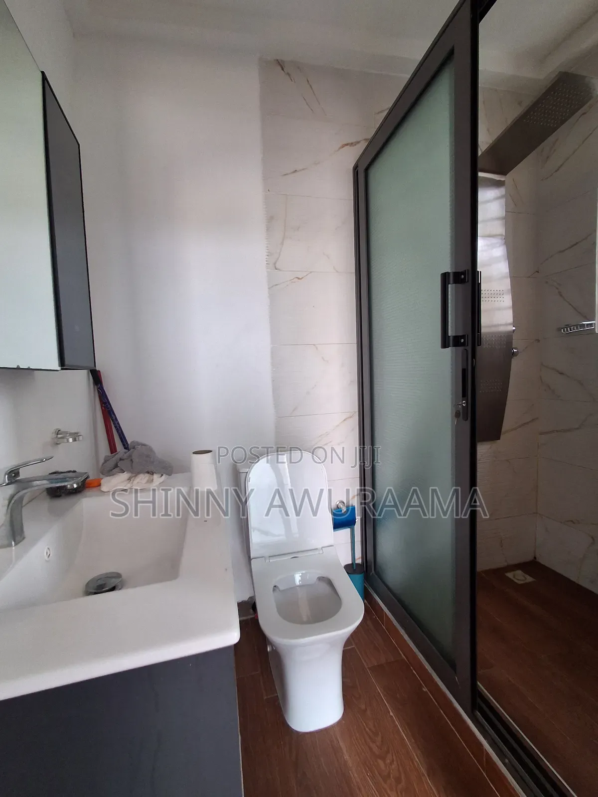 3bdrm House in Ashaley Botwe, School Junction for rent