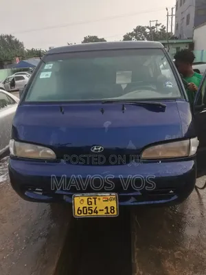 Hyundai H-100 2002 Blue