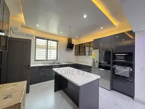 3bdrm House in Nanakrom Melcom, Adjiriganor for sale