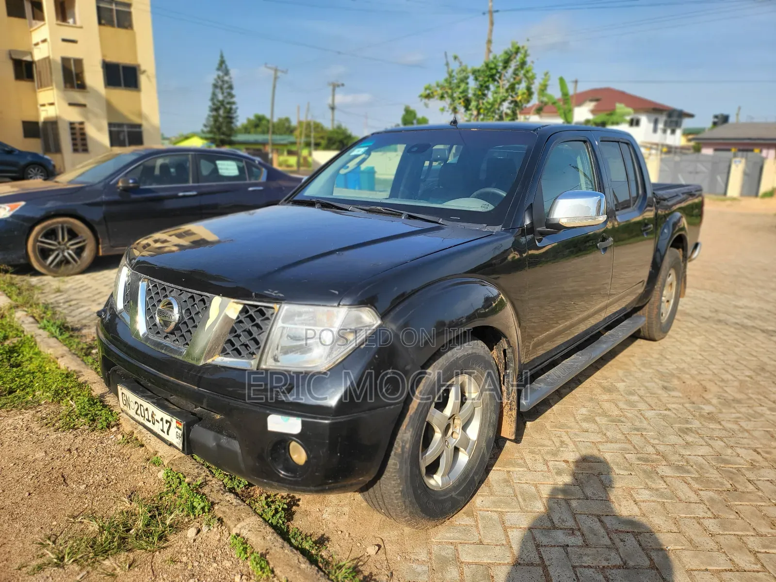 Nissan Navara 2013 Black